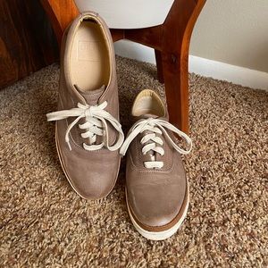 Frye 71187 Greene Deck Leather Lace Up Low Top Casual Shoes Womens Size 9.5